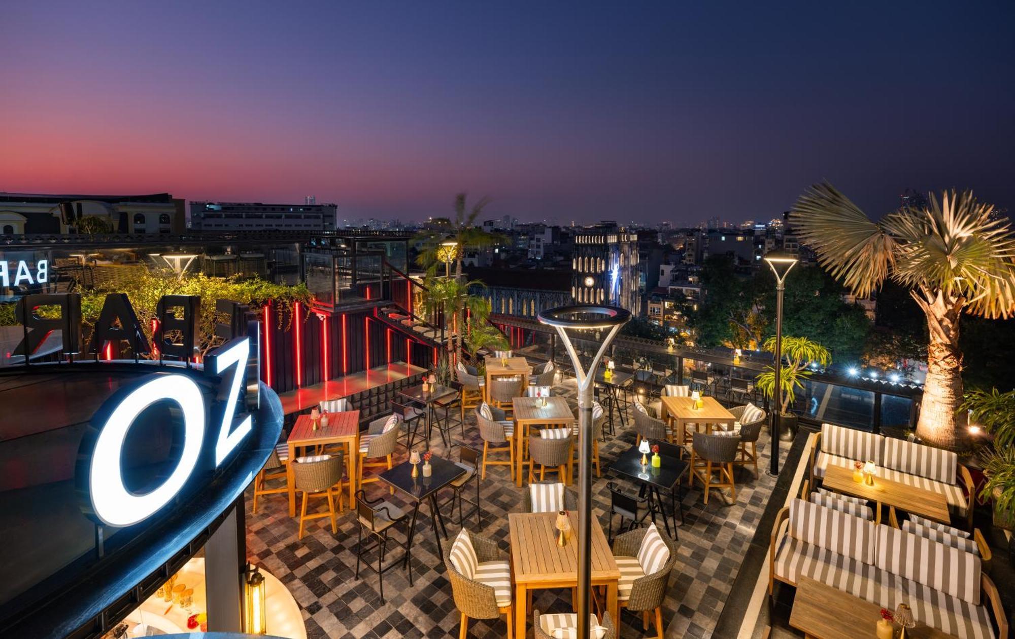 Grand Hotel Du Lac Ханой Екстер'єр фото Sky Lounge
